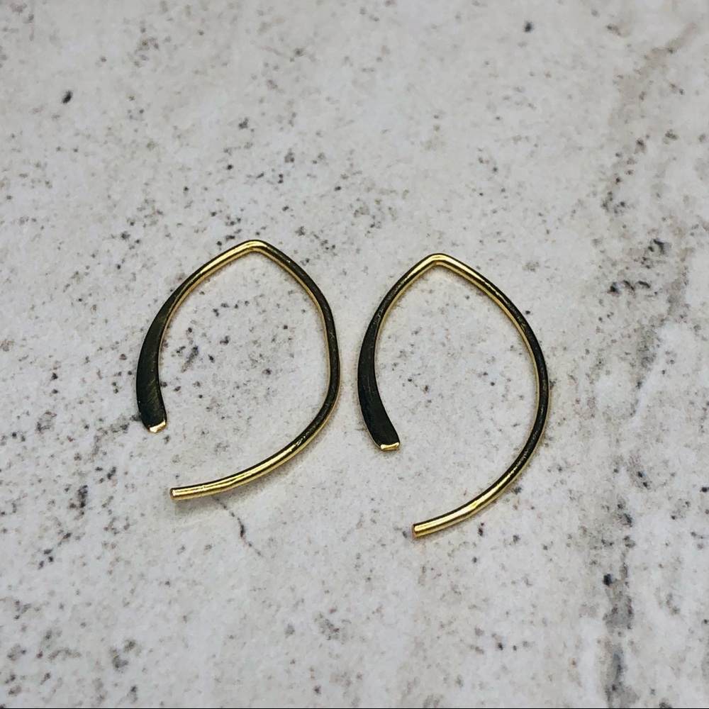 925 Sterling Silver Gold Thread Through Earrings - Picture 8 of 16